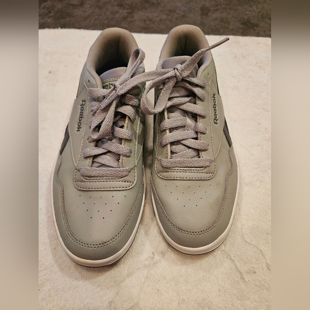 REEBOK ROYAL TECHQUE SNEAKERS